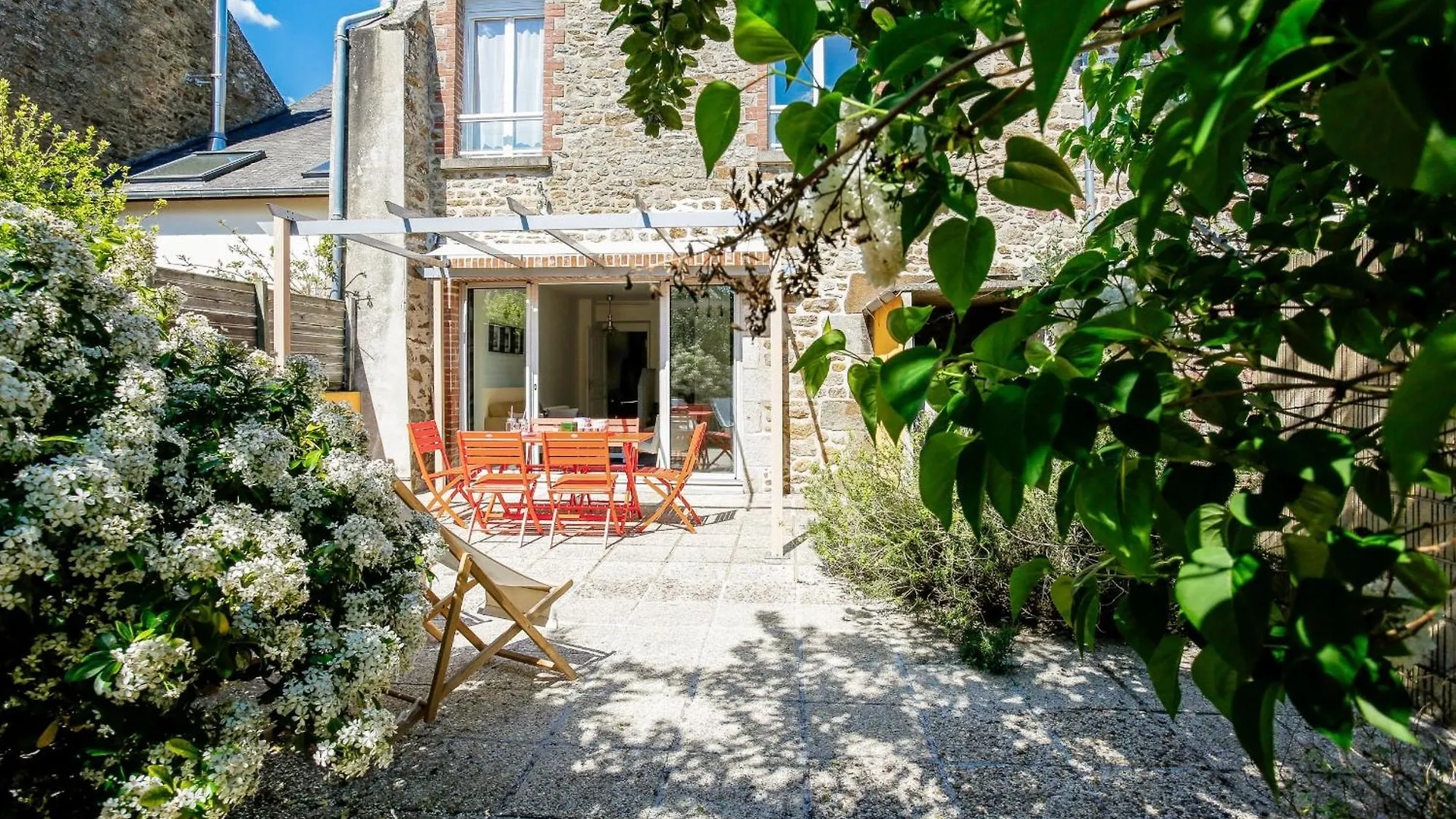 Nyaraló Grande Maison Pour 6 Avec Jardin Et Terrasse La Richardais